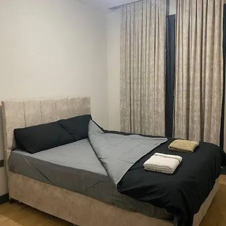 Lejlighed Furnished *
